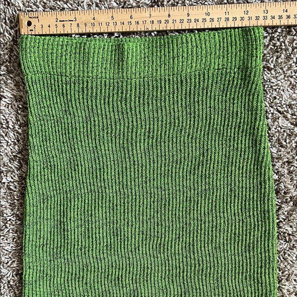 NWOT MANGO Women's Slit Knitted Skirt in Green in Size S - Picture 14 of 16